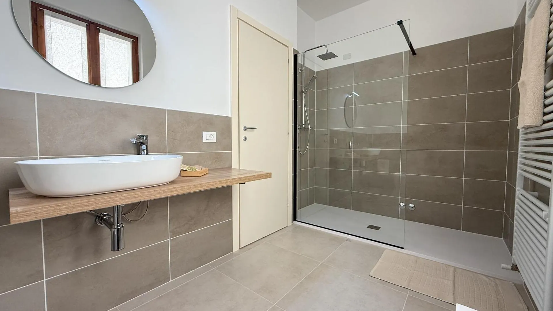Bed and Breakfast Re-Start Scandolara Ravara 0*,